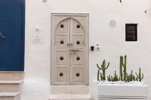 Alesia Luxury Cave Bed & Breakfast Ostuni Exterior photo