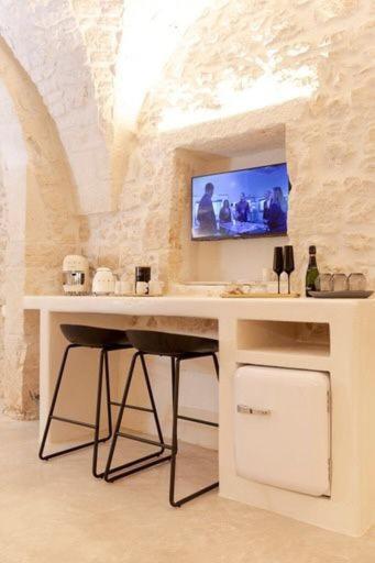 Alesia Luxury Cave Bed & Breakfast Ostuni Exterior photo